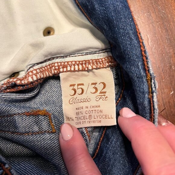 Tommy Bahama Jeans Classic Fit Men's 35x32 Blue Denim SOFT COMFY Coastal - Picture 7 of 11